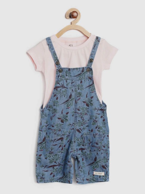 

Gini and Jony Girls Pink & Blue Solid T-shirt with Printed Dungarees