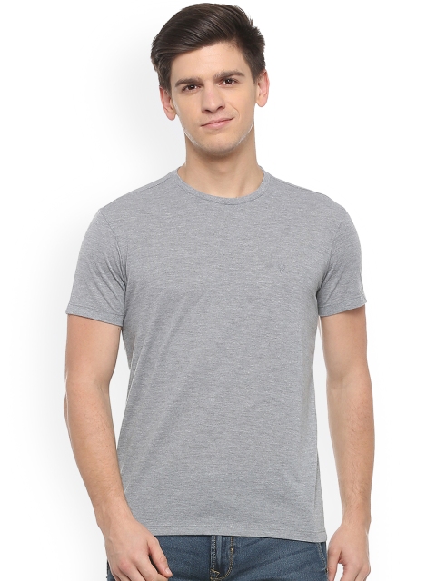 

Solly Jeans Co. Men Grey Solid Round Neck T-shirt