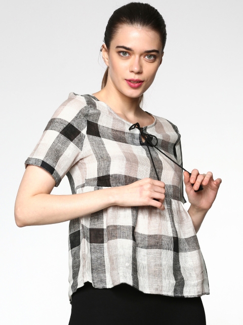 

ONLY Women Black & Off-White Checked Top