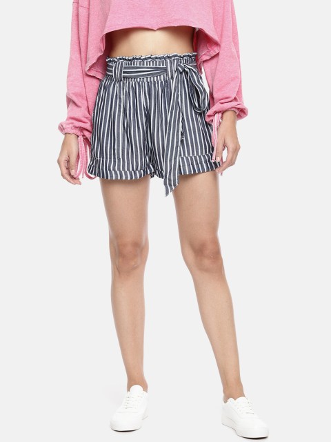 

ONLY Women Blue Striped Regular Fit Regular Shorts