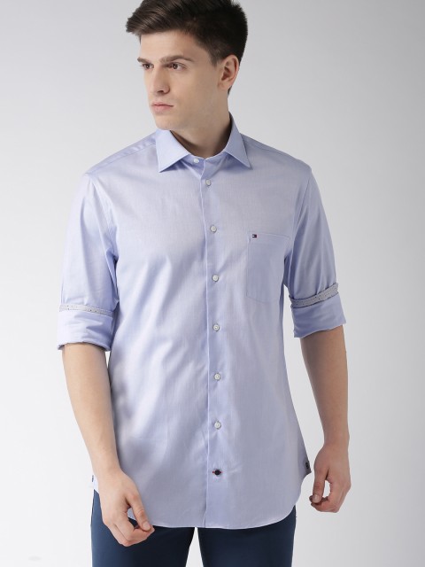 

Tommy Hilfiger Men Blue Regular Fit Solid Casual Shirt