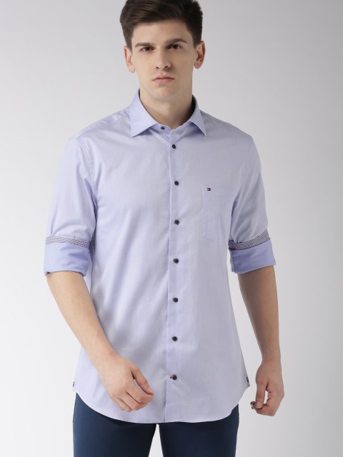 

Tommy Hilfiger Men Blue Regular Fit Solid Casual Shirt