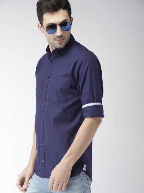 

Tommy Hilfiger Men Navy Blue Regular Fit Self Design Casual Shirt