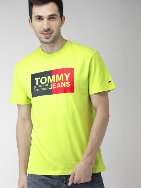 

Tommy Hilfiger Men Fluorescent Green Printed Round Neck T-shirt