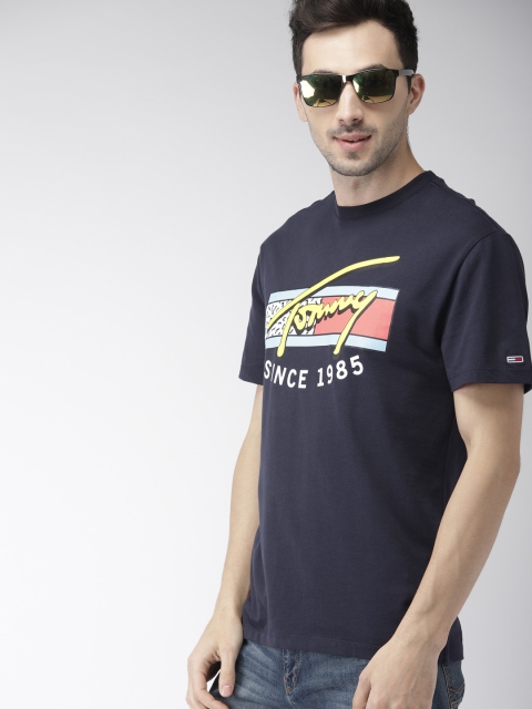 

Tommy Hilfiger Men Navy Blue Printed Round Neck T-shirt