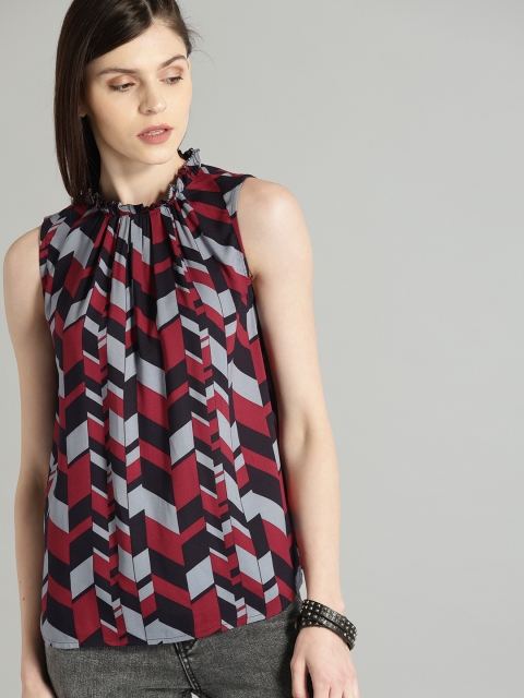 

The Roadster Lifestyle Co Women Maroon & Grey Printed Regular Top