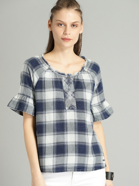 

The Roadster Lifestyle Co Women Navy Blue Checked Chambray Boxy Pure Cotton Top