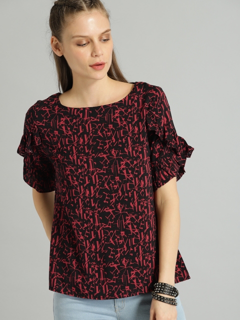 

The Roadster Lifestyle Co Women Red & Black Printed Top