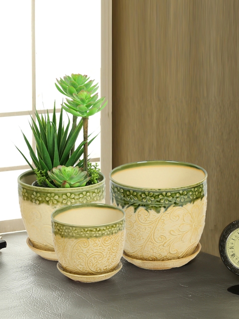 

Aapno Rajasthan Set of 3 Green & Yellow Ceramic Flower Vases