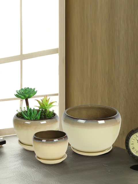 

Aapno Rajasthan Set of 3 Cream-Coloured Ceramic Pots