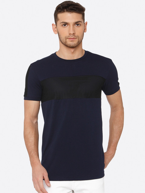 

Mufti Men Navy Blue & Black Colourblocked Round Neck T-shirt