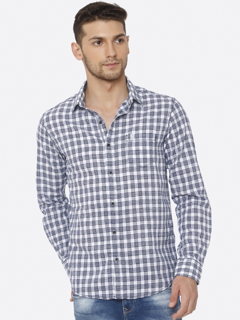 

Mufti Men Navy Blue & White Slim Fit Checked Casual Shirt