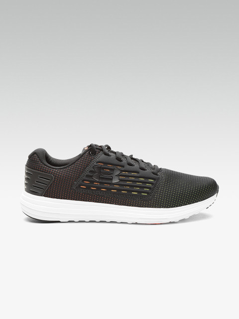 

UNDER ARMOUR Men Black Surge SE Running Shoes