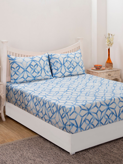 

MASPAR Blue & White Abstract 210 TC Cotton 1 King Bedsheet with 2 Pillow Covers