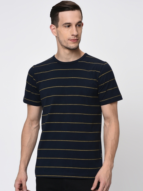 

Rigo Men Navy Blue Striped Round Neck Slim Fit T-shirt