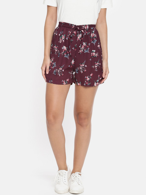 

Belle Fille Women Maroon Printed Regular Fit Regular Shorts