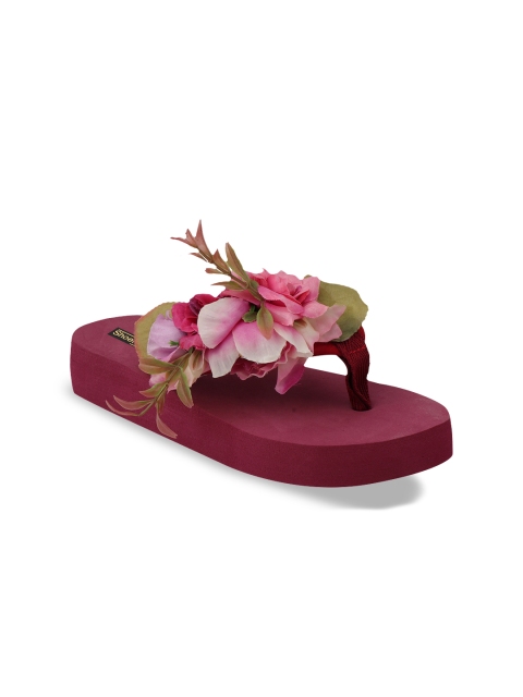 

Shoetopia Women Red Printed Thong Flip-Flops