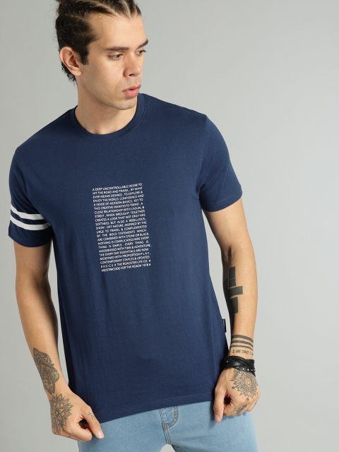 

The Roadster Lifestyle Co Men Teal Blue Printed Round Neck Pure Cotton T-shirt