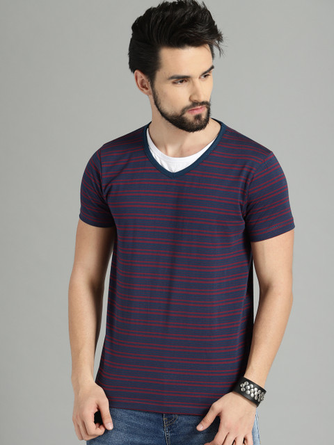 

Roadster Men Navy Blue & Maroon Striped Round Neck T-shirt