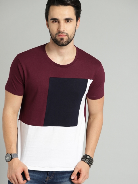 

Roadster Men Maroon & White Colourblocked Round Neck T-shirt