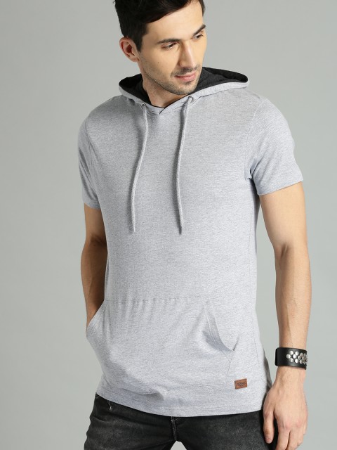 

The Roadster Lifestyle Co Men Grey Melange Solid Hood T-shirt