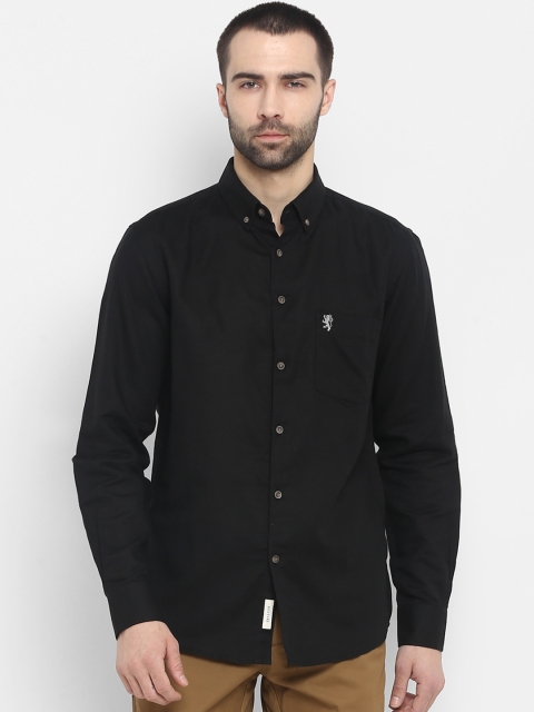 

Red Tape Men Black Regular Fit Solid Casual Shirt