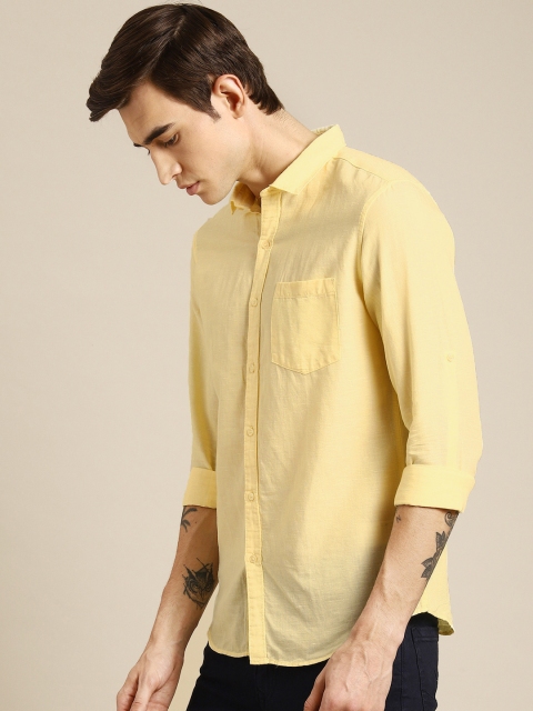

ether Men Yellow Regular Fit Solid Cotton Linen Casual Shirt