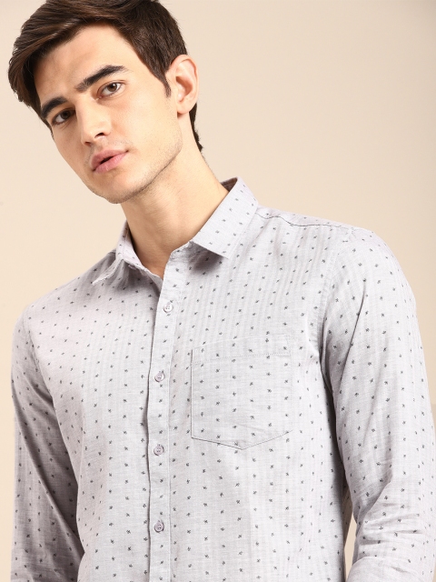

ether Men Grey Printed Casual Shirt