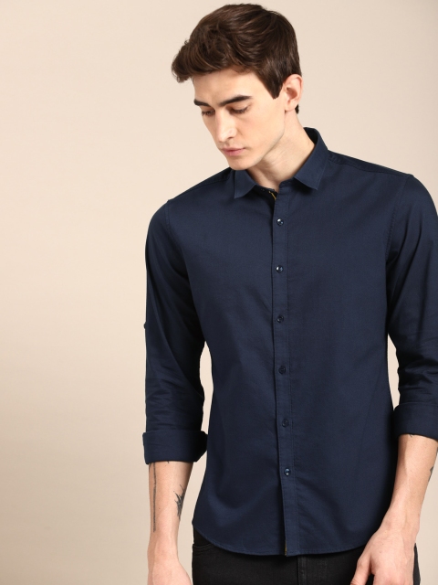 

ether Men Navy Blue Regular Fit Solid Casual Shirt