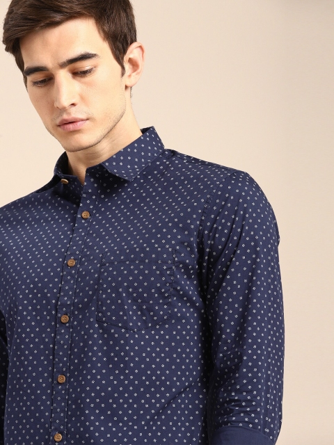 

ether Men Navy Blue Printed Casual Shirt