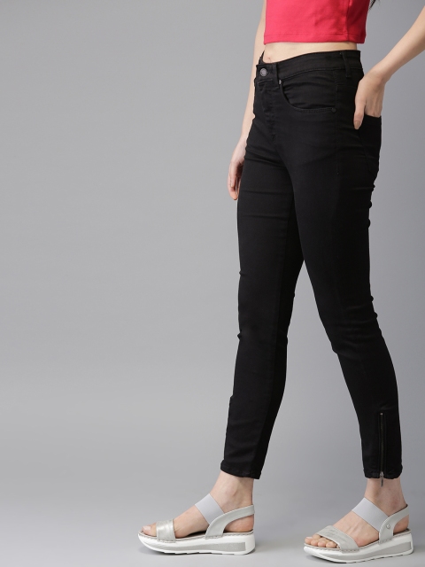 

Moda Rapido Women Black Skinny Fit High-Rise Clean Look Stretchable Ankle-Length Jeans