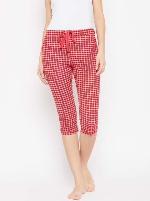 

Sweet Dreams Women Red Printed Casual Lounge Capris
