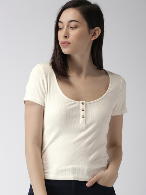 

FOREVER 21 Women Off-White Solid Henley Neck T-shirt