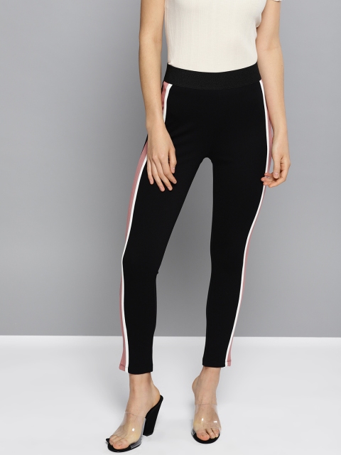 

Harpa Women Black Solid Treggings