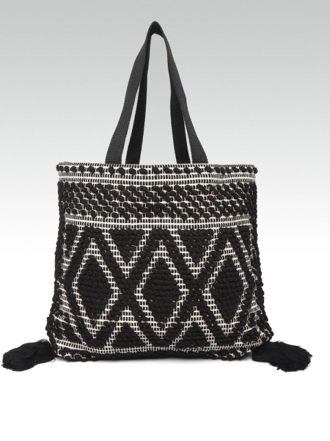 

DOROTHY PERKINS Black & Off-White Self Design Shoulder Bag