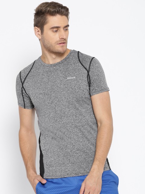 

OVS Men Grey Solid Round Neck T-shirt