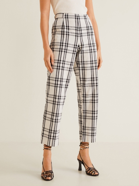 

MANGO Women Beige & Black Checked Regular Trousers