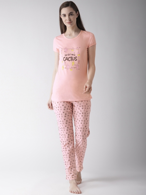 

MADAME M SECRET Women Peach-Coloured & Black Printed Night Suit S9S30066 030