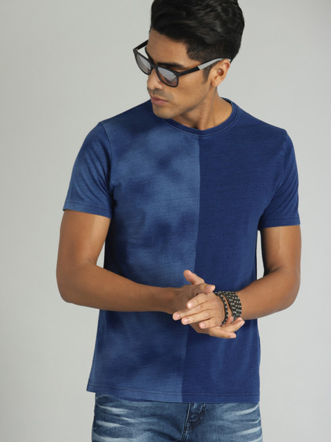 

Roadster Men Blue Dyed Round Neck T-shirt, Navy blue
