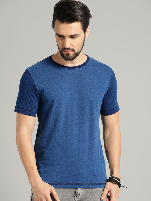

The Roadster Lifestyle Co Men Navy Blue Solid Round Neck Pure Cotton T-shirt