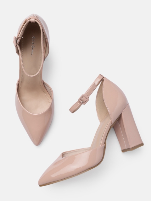 

Mast & Harbour Women Pink Solid Pumps