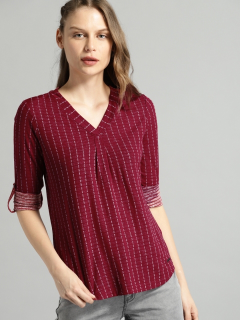 

Roadster Women Maroon Striped V-Neck T-shirt