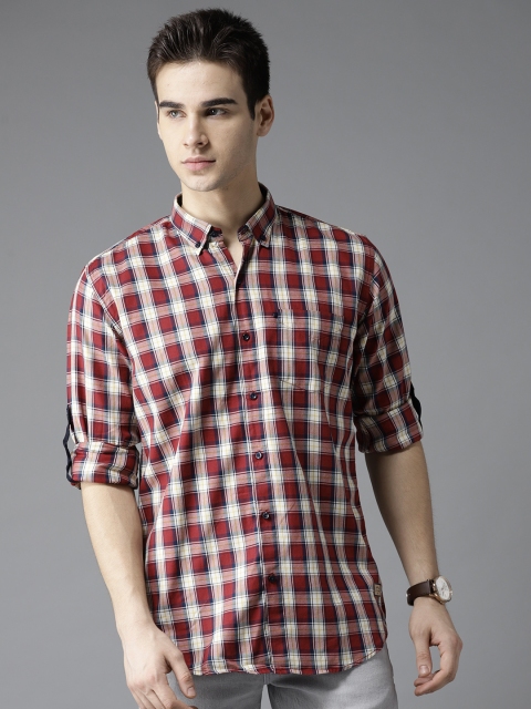 

DENNISON Men Maroon & Yellow Slim Fit Checked Casual Shirt
