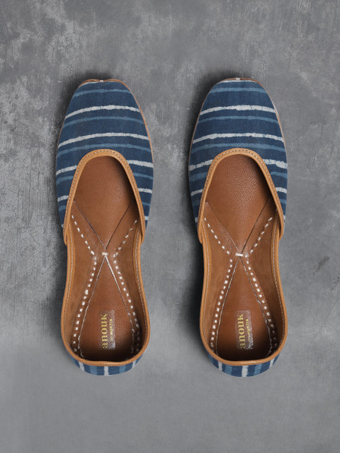 

Anouk Women Blue Striped Mojaris