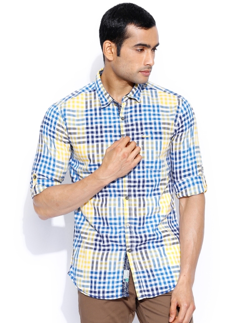 

The Indian Garage Co Men Yellow Regular Fit Checked Casual Shirt