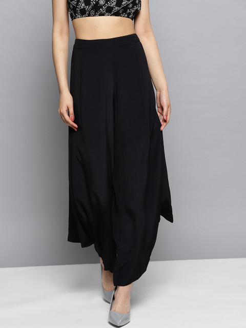 

Ritu Kumar Women Black Wide Leg Solid Palazzos