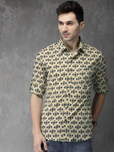 

Anouk Men Beige & Navy Blue Regular Fit Printed Casual Shirt