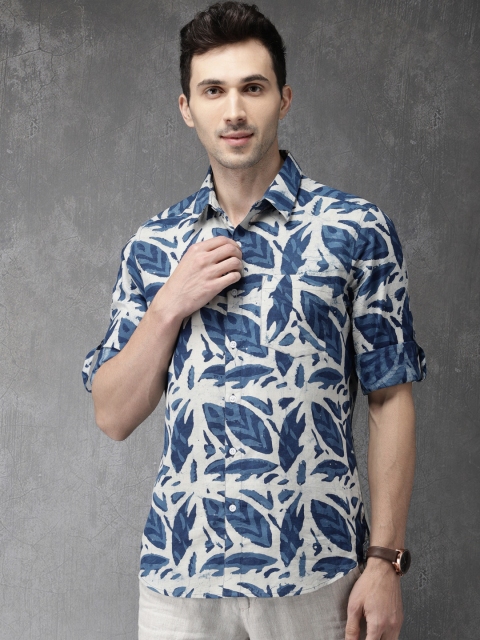 

Anouk Men Navy Blue & Off-White Regular Fit Printed Casual Shirt