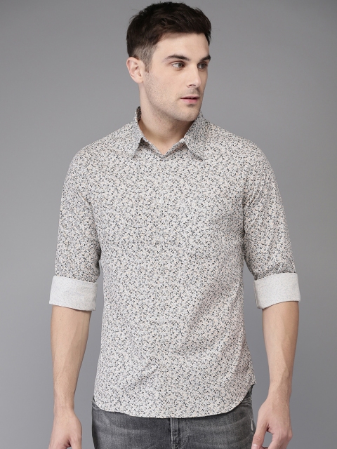

Anouk Men White & Navy Blue Regular Fit Printed Casual Shirt