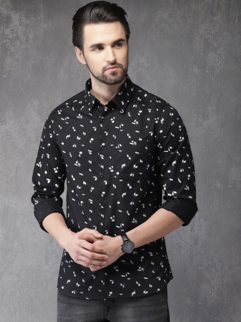 

Anouk Men Black & White Regular Fit Printed Casual Shirt